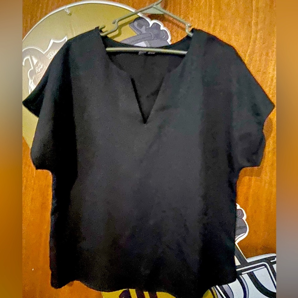 *SHEIN Black Top (L) Fits more like a XL
